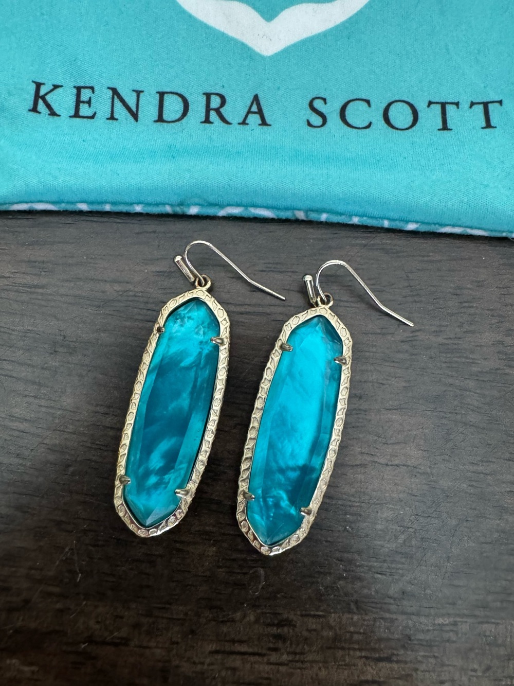 Kendra Scott Cerulean Blue Shimmering Oval Drop Earrings